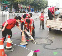 市區(qū)300余個“跳響”井蓋被修復，車輛經(jīng)過不再敢“吱聲”